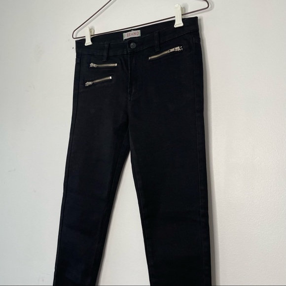 J Brand Alana Black Zipper Pocket Jeans - Picture 13 of 16